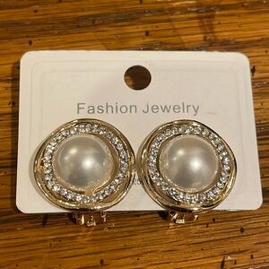 Faux pearl & CZ clip on earrings